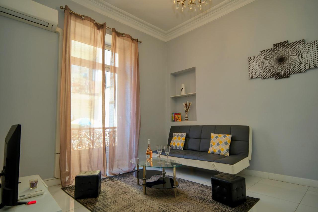 Designer Flat Nice Bagian luar foto