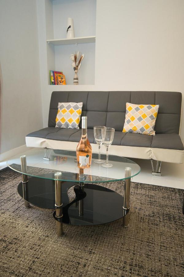Designer Flat Nice Bagian luar foto